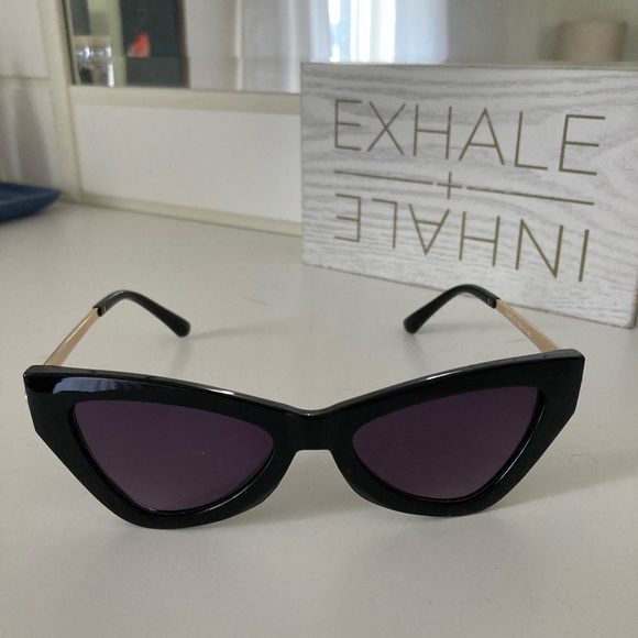 Cat eye sunglasses - Picture 2 of 3
